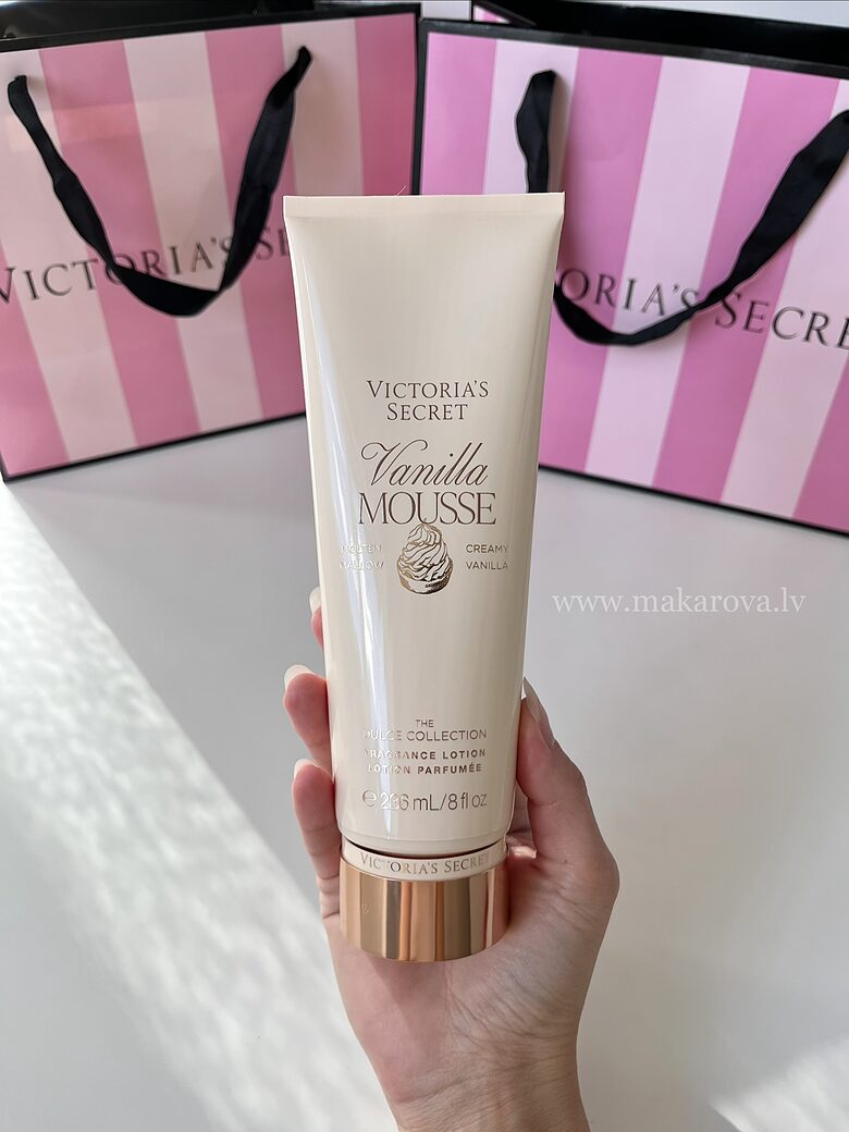 Victoria’s Secret Vanilla mousse parfimēts ķermeņa losjons 236 ml