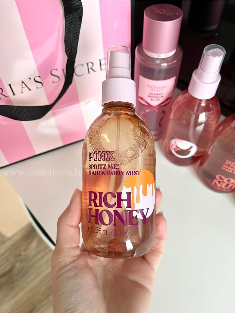 PINK Honey parfimēts ķermeņa sprejs