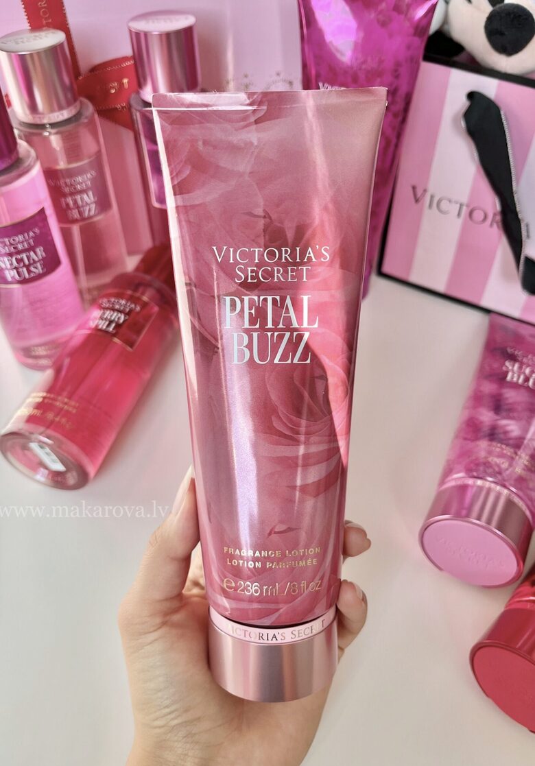 Petal buzz parfimēts ķermeņa losjons 236 ml (Victoria’s Secret)