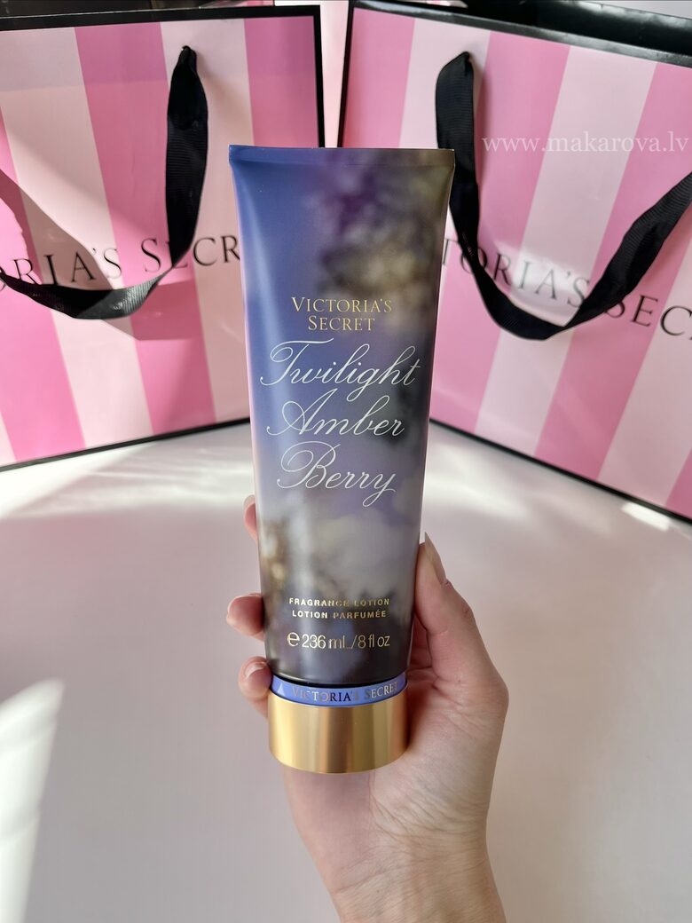 Twilight amber berry parfimēts ķermeņa losjons 236 ml (Victoria’s Secret)