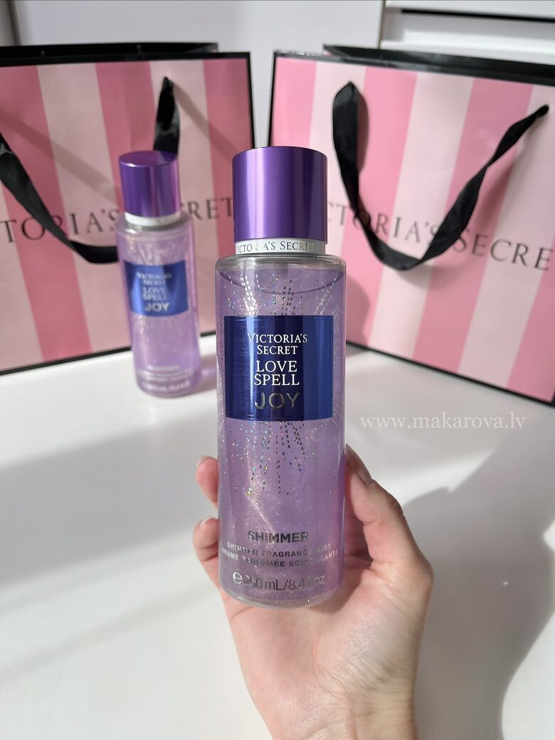 Joy Love spell Shimmer parfimēts ķermeņa sprejs ar spīdumiem (Victoria’s Secret)