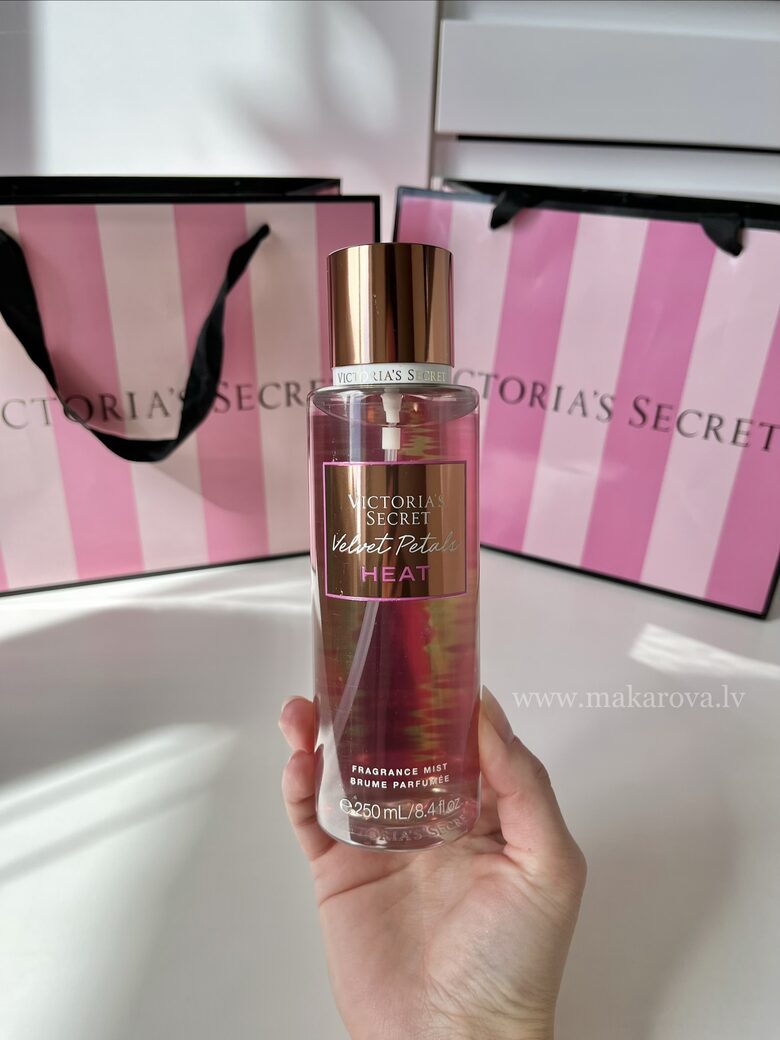 Heat Velvet petals parfimēts ķermeņa sprejs (Victoria’s Secret)