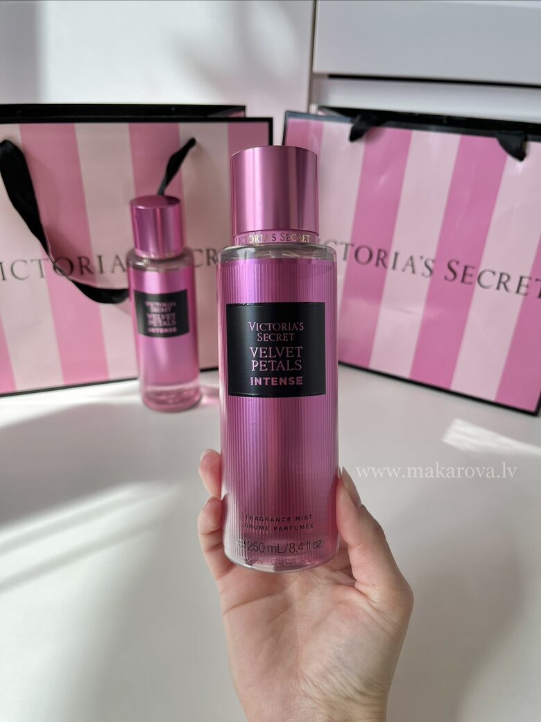 Intense Velvet petals parfimēts ķermeņa sprejs (Victoria’s Secret)