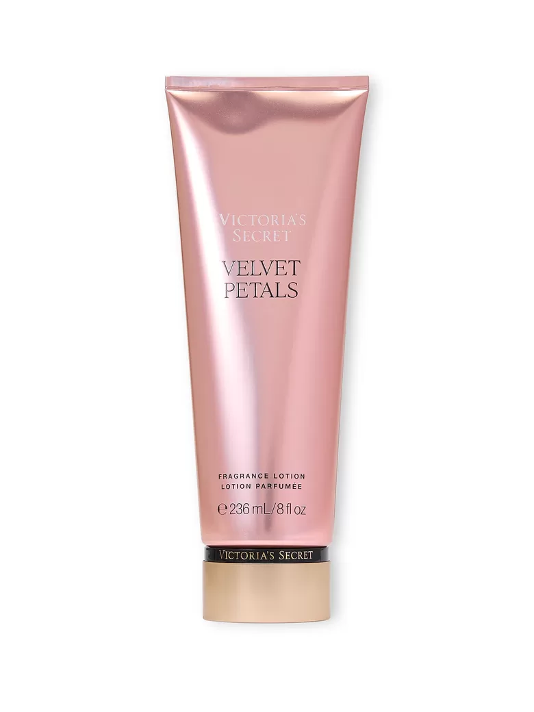 Victoria’s Secret Velvet petals parfimēts ķermeņa losjons 236 ml