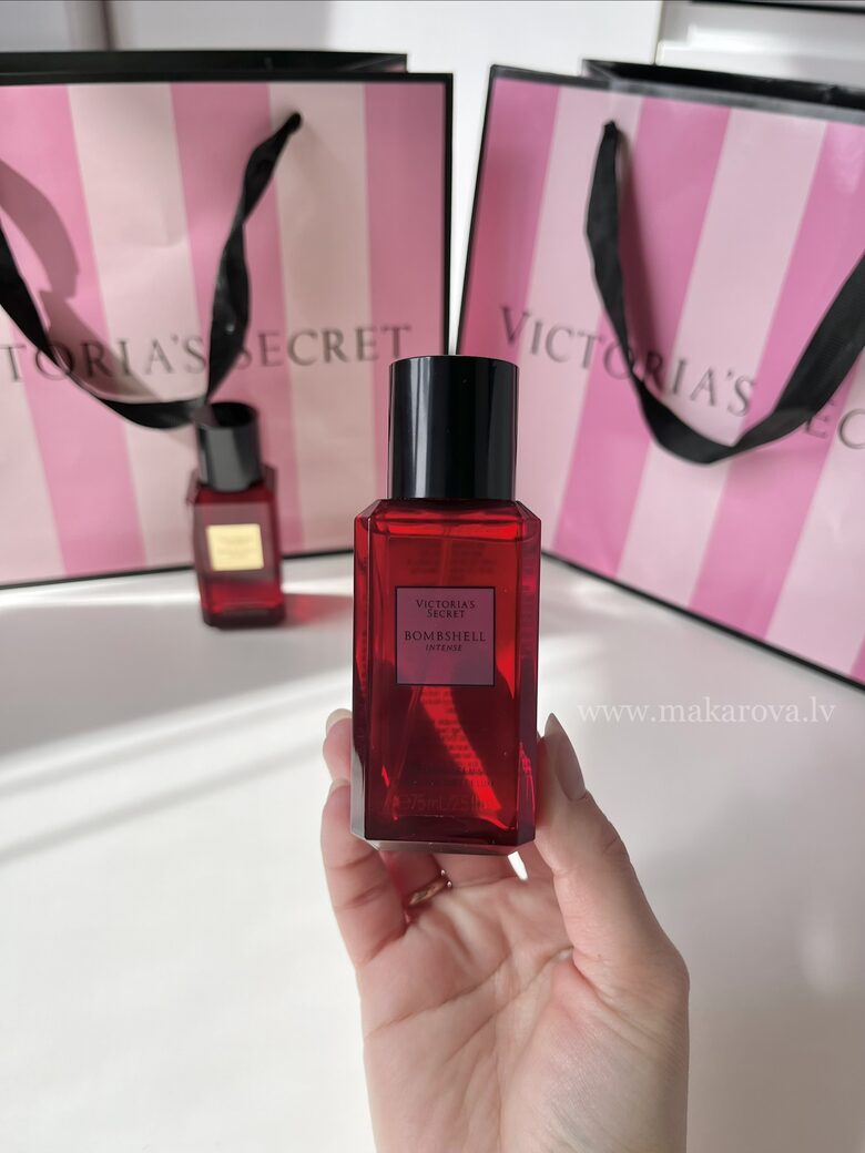 Bombshell Intense parfimēts ķermeņa sprejs (Victoria’s Secret)