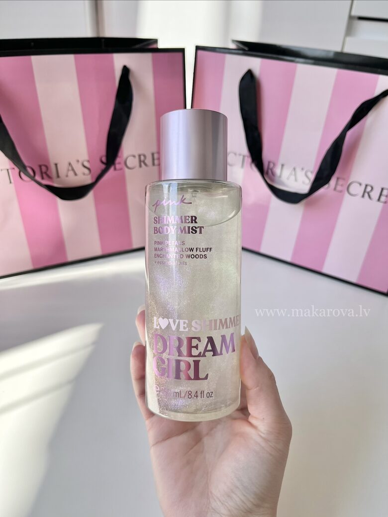PINK Dream girl Shimmer parfimēts ķermeņa sprejs ar spīdumiem