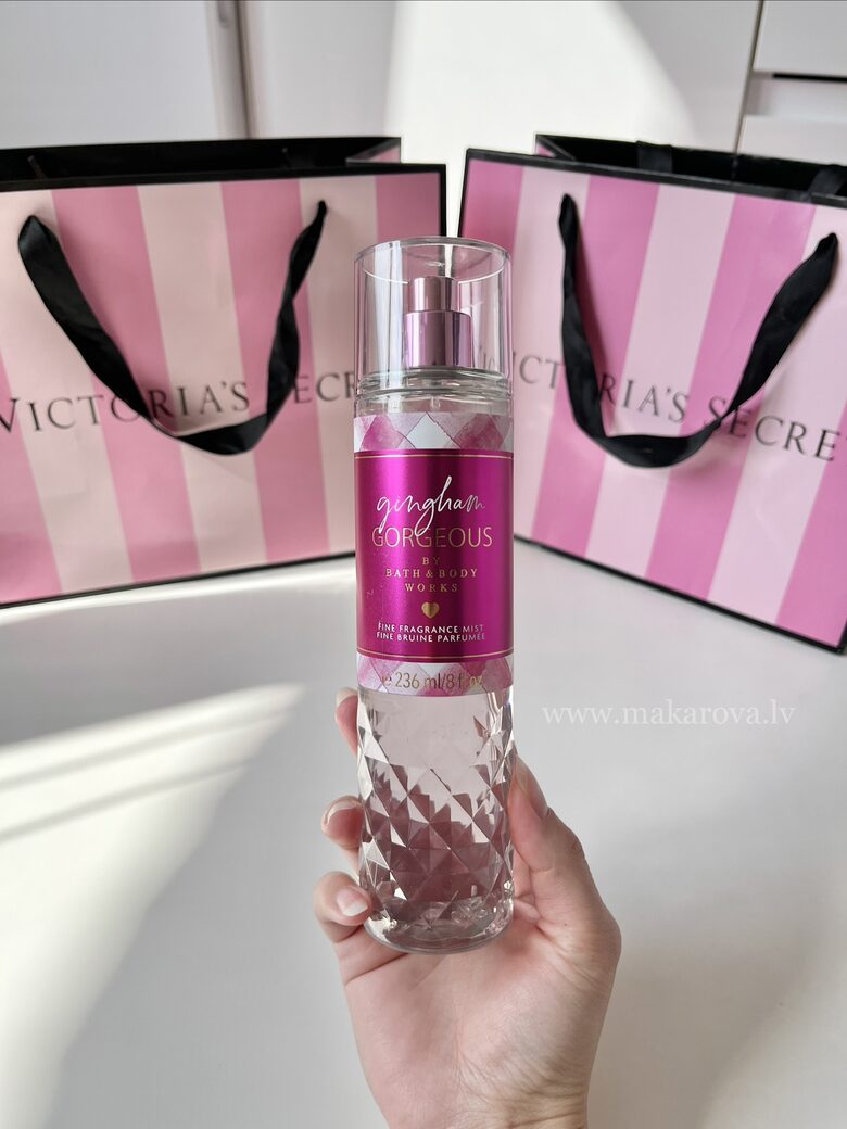 Bath & Body Works Gingham Gorgeous parfimēts ķermeņa sprejs 236 ml 