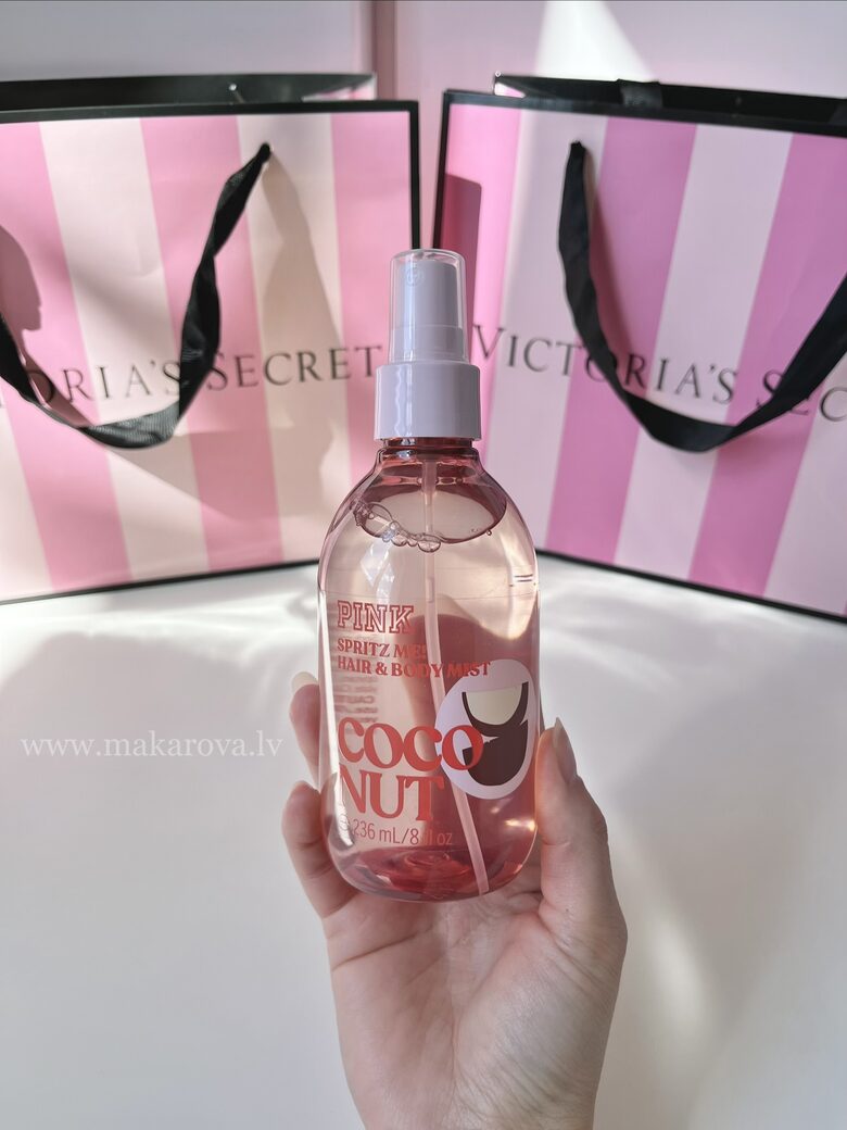 PINK Coconut parfimēts ķermeņa sprejs