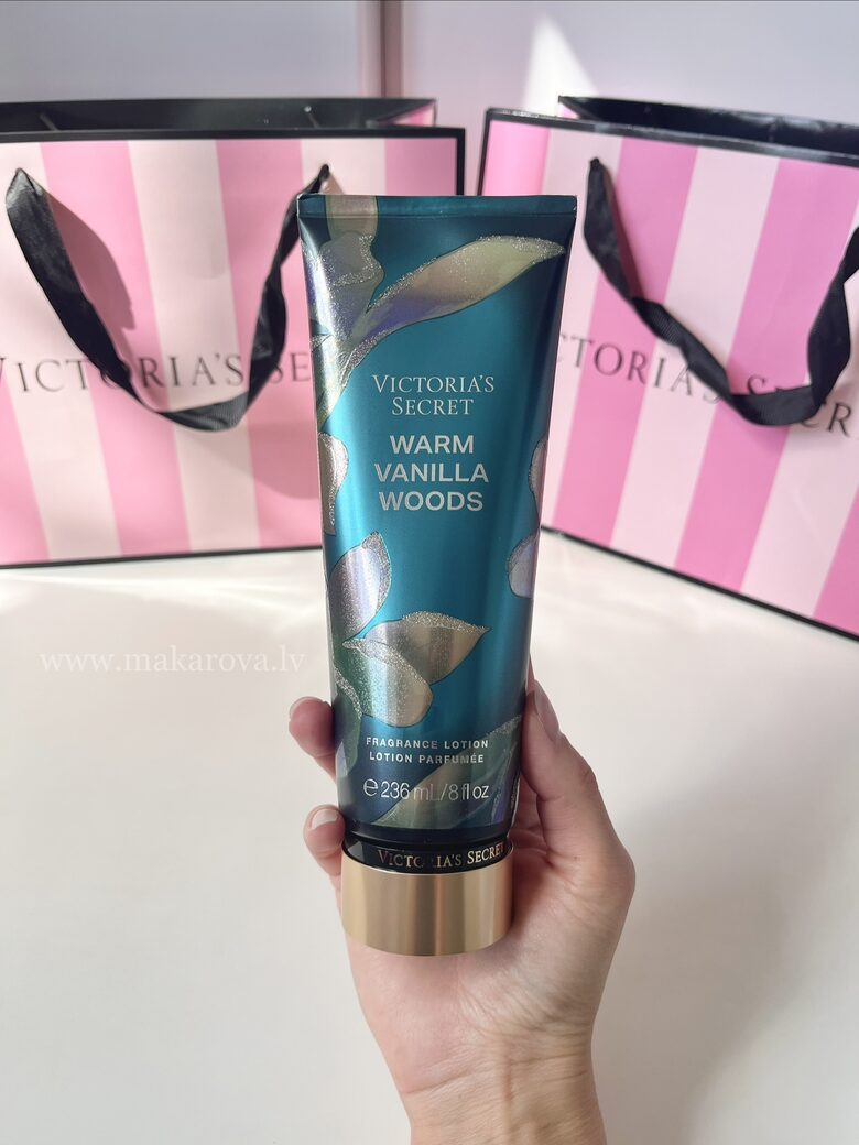 Victoria’s Secret Warm vanilla woods parfimēts ķermeņa losjons 236 ml