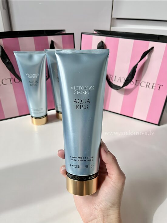 Victoria’s Secret Aqua kiss parfimēts ķermeņa losjons 236 ml