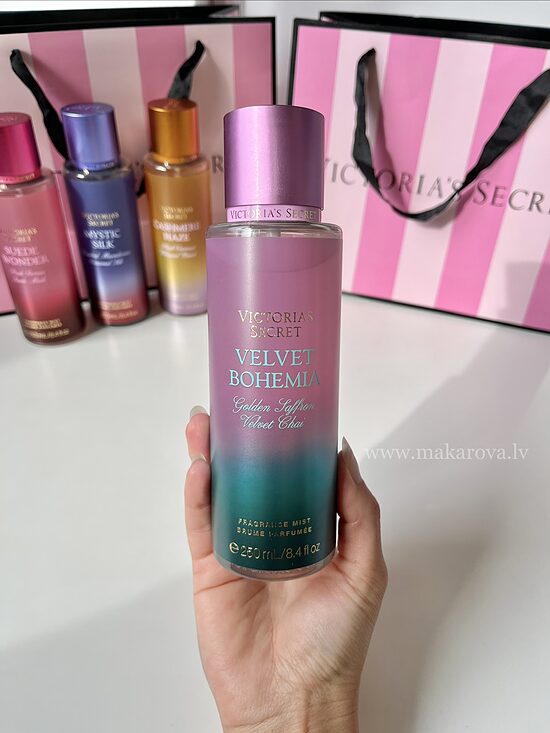 Victoria’s Secret Velvet bohemia parfimēts ķermeņa sprejs