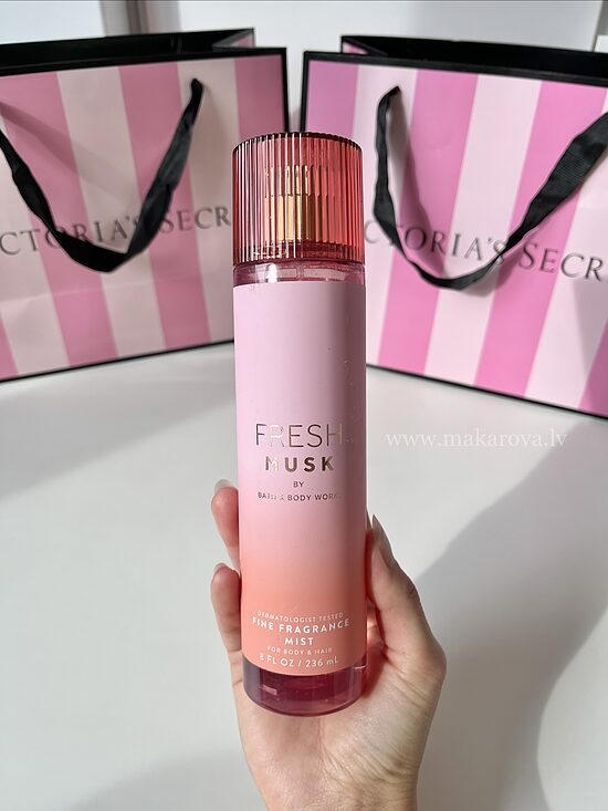Bath & Body Works Fresh musk parfimēts ķermeņa sprejs 236 ml 