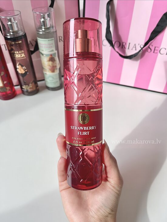 Bath & Body Works Strawberry flirt ķermeņa sprejs 236 ml