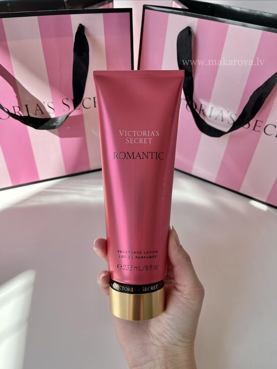 Victoria’s Secret Romantic parfimēts ķermeņa losjons 236 ml