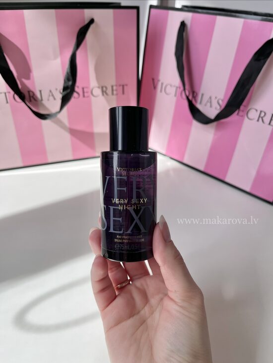 Very sexy Night parfimēts ķermeņa sprejs (Victoria’s Secret)