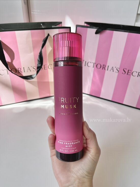 Bath & Body Works Fruity musk ķermeņa sprejs 236 ml